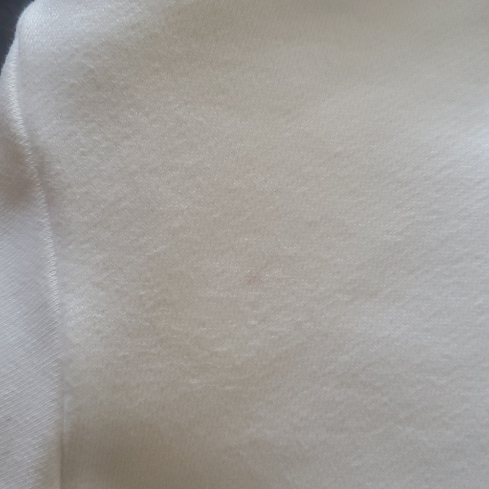 FAVORITE DAUGHTER HEART LOGO SWEATSHIRT; SIZE MEDIUM - Picture 12 of 13